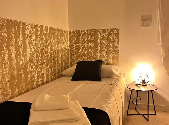 Civico 3 Oda ve Kahvaltı Imola